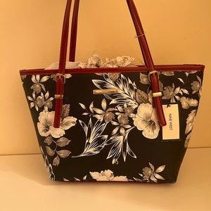 Brand new Nine West purse